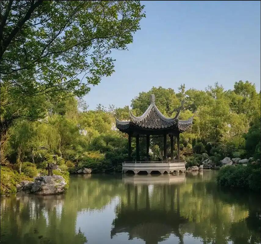 襄城区初柔餐饮有限公司